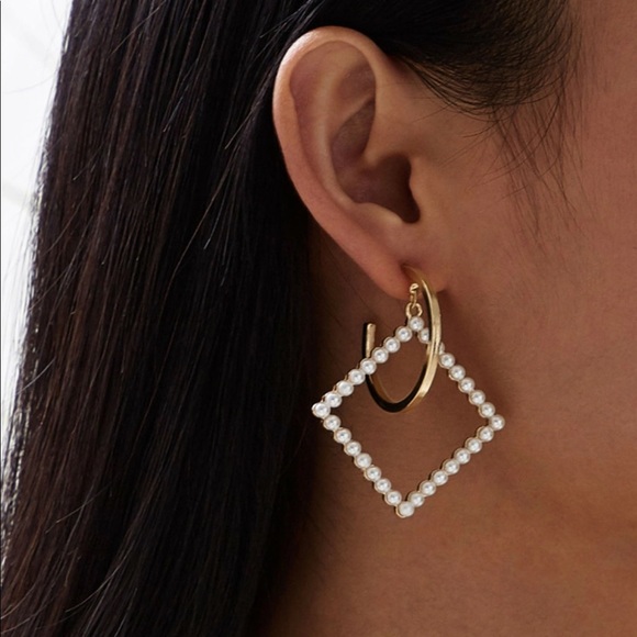 Jewelry - • Lydia •Faux Pearl Geometric Drop Earrings